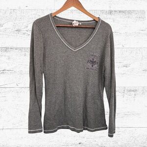 Gray Long Sleeve V-Neck Top